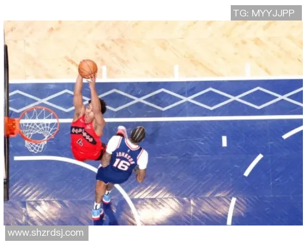 猛龙新秀惊艳亮相,赛场表现引爆全场热议 猛龙新秀惊艳亮相,赛场表现引爆全场热议